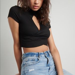Keyhole Mockneck Short Sleeve Tee